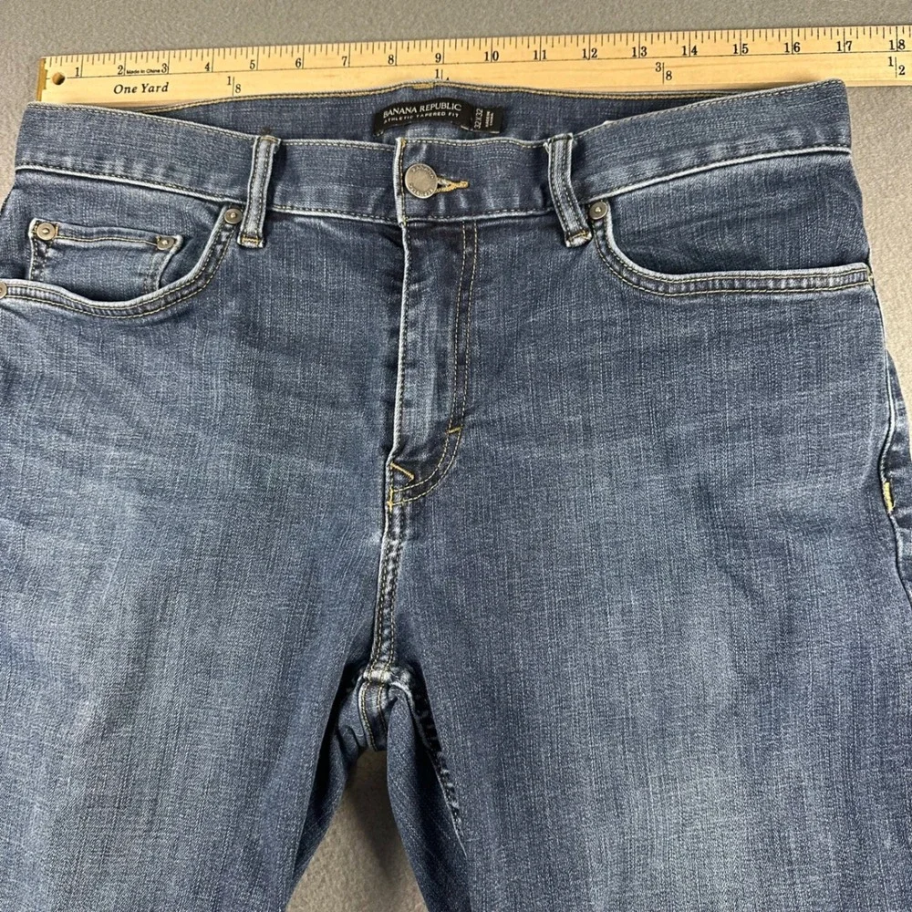 Banana Republic Mens Athletic Tapered Fit Jeans Blue Medium Wash 34x32 Stretch